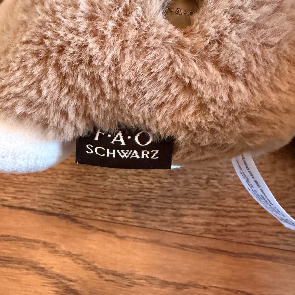 FAO Schwarz Hugging Sloth & Panda 9” - Picture 5 of 7